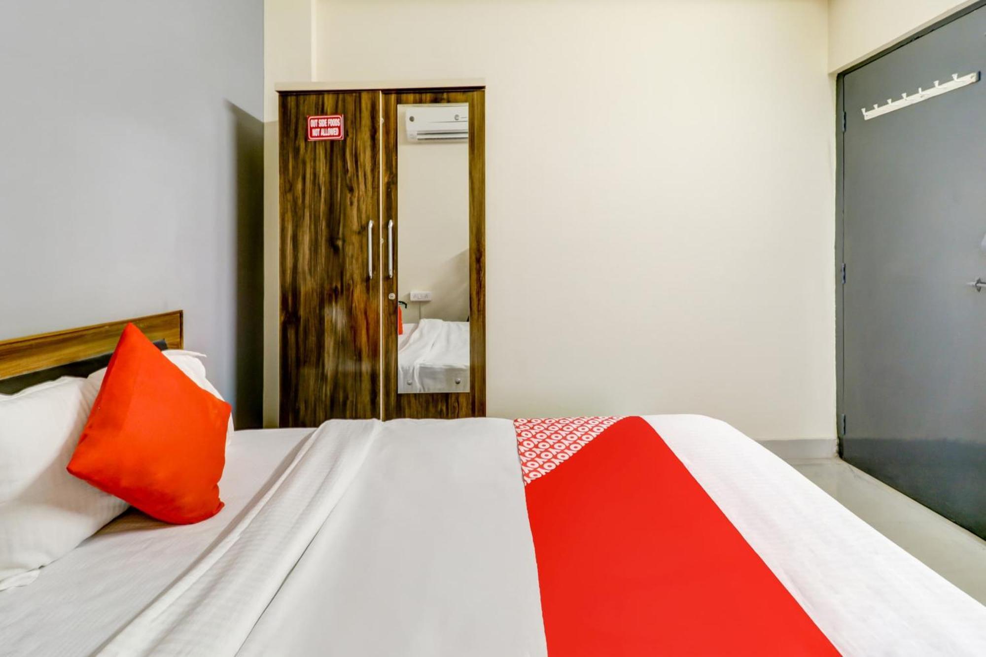 Hotel O The Crown Inn Nagpur Exterior photo